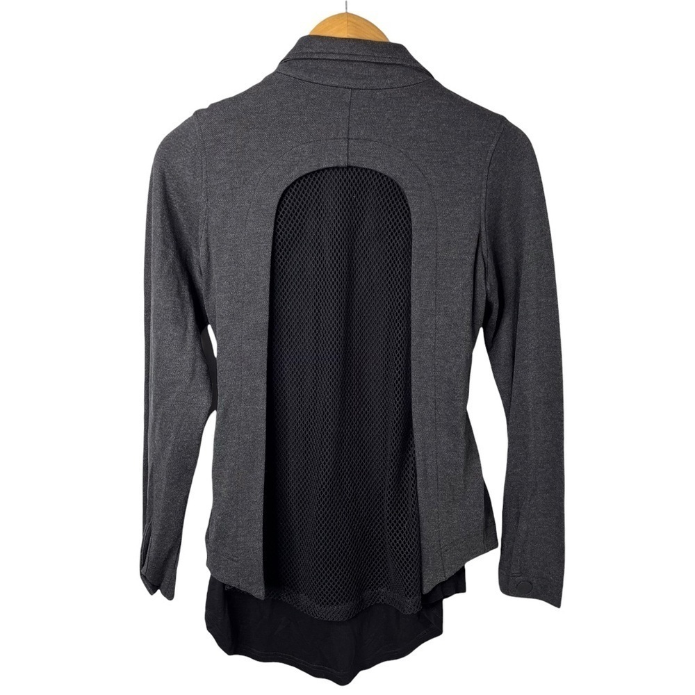 CAbi Mesh Back Full Zipper Belted Jacket Style 3184 Size Large Gray Size XXS - Picture 6 of 12
